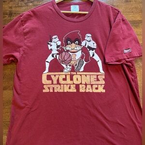 Tailgate clothing Iowa State Cyclone strike back shirt 2XL basketball Star Wars